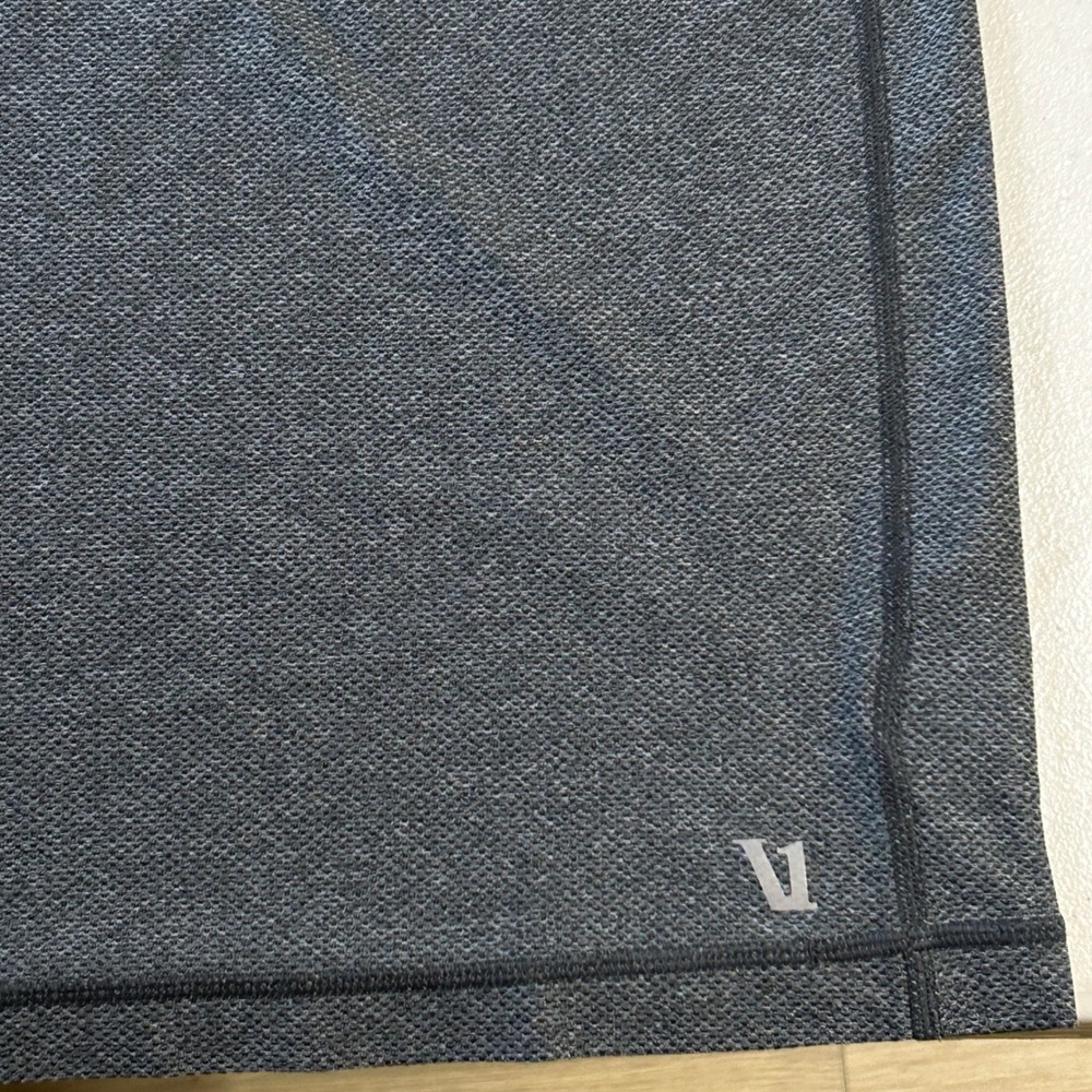 Vuori Grandview Tech Tee Large Charcoal Grey Colorblock Excellent - Picture 3 of 5